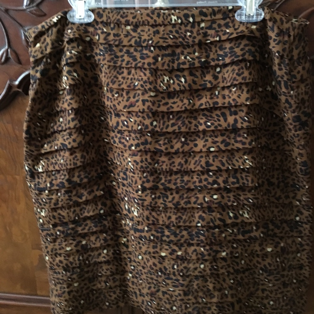 Leopard print layered skirt